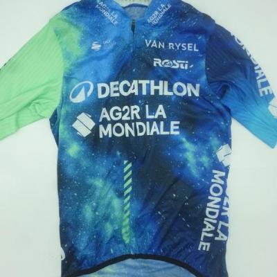 Maillot DECATHLON-AG2R-LA MONDIALE 2024 (taille S)